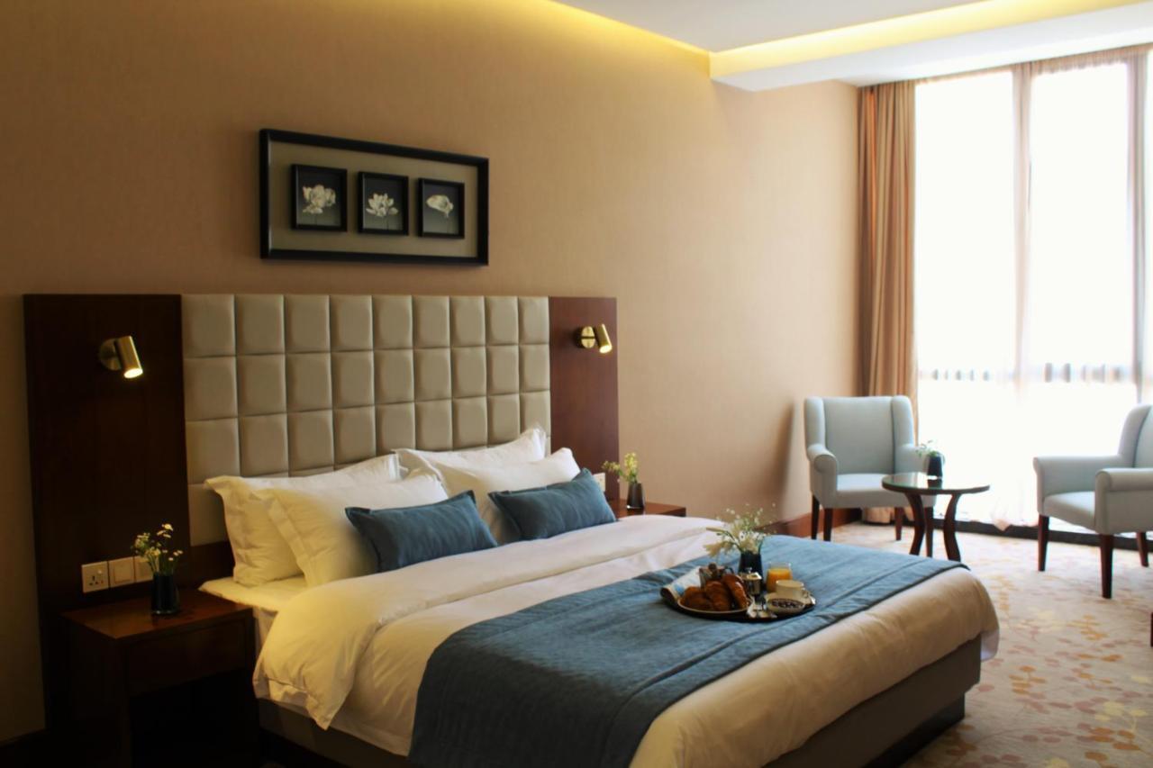 Hotel Reikartz Horizont Tbilisi Exterior foto
